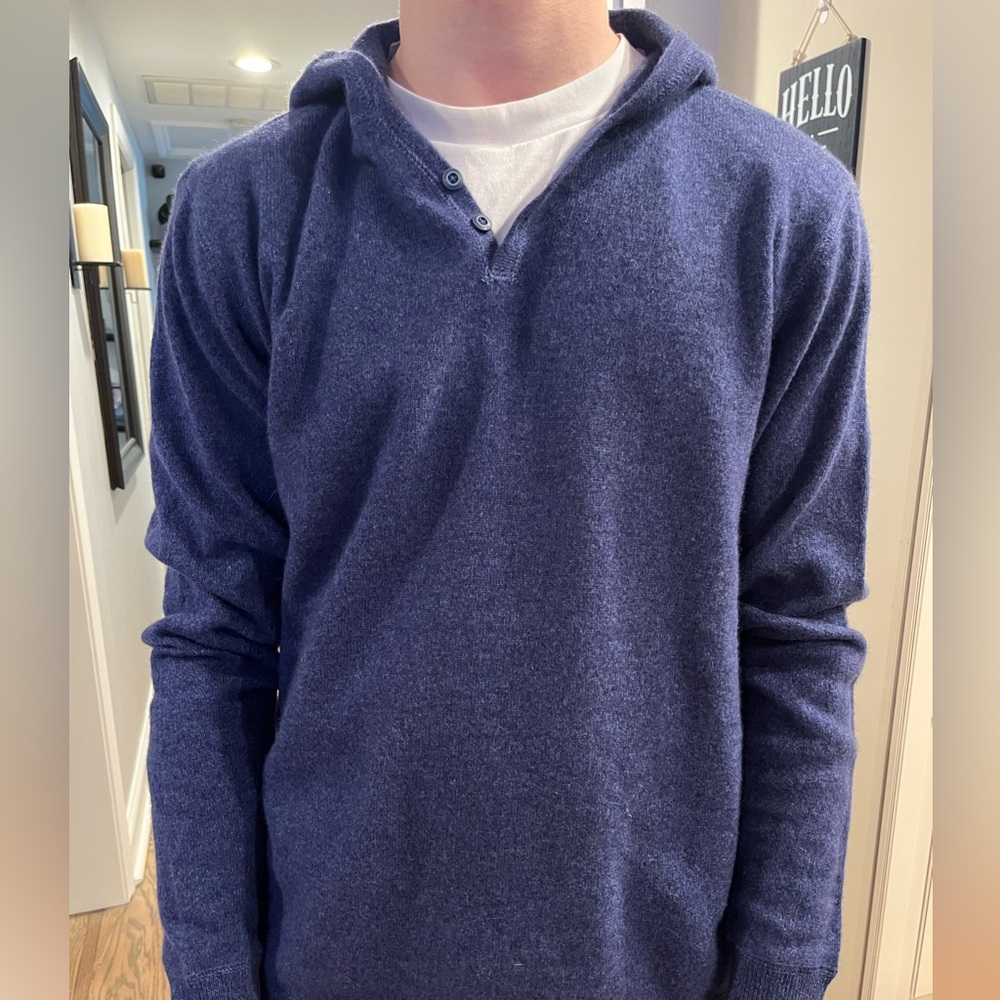 Men’s Johnnie O Cashmere Hoodie size Small